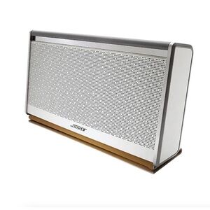BOSE Soundlink Bluetooth Speaker II Mobile 404600 RARE White Leather Edition